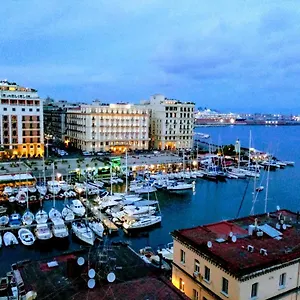 Appartamento Oasi Santa Lucia, Napoli